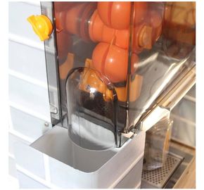 Zumex の高出力のオレンジ ジューサーの棒のための自動オレンジ ジュースの出版物機械